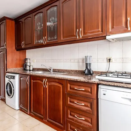 Daire Spacious Flat 6 Min To Trump Mall In Sisli
